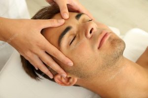 outcall massage service in jakarta, Indonesia by good, recommended, experienced massage therapist, mature women